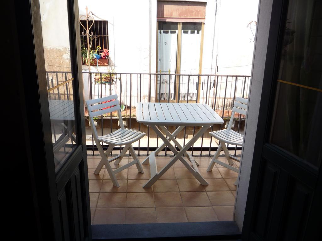 4Roomsrelax Catania-Fontanarossai nemzetközi repülőtér Szoba fotó